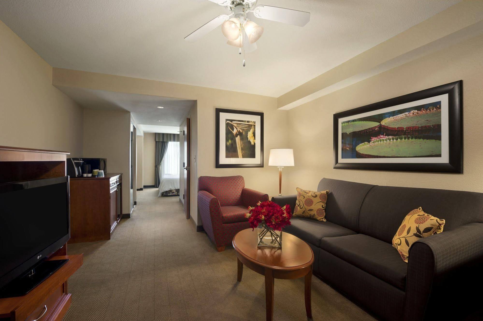 Hilton Garden Inn Houston/The Woodlands Exteriör bild